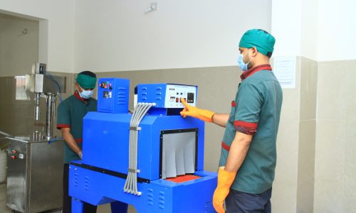 SHRINK PACKAGING