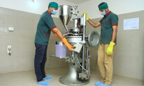 TABLET PUNCHING MACHINE